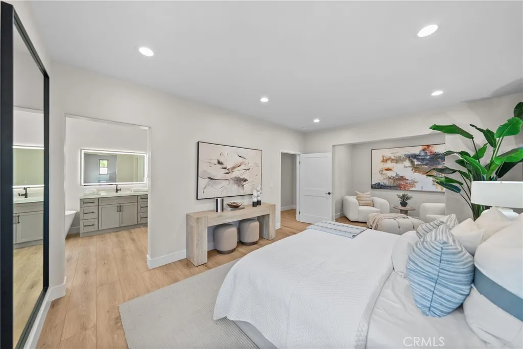 30 Shade Tree, Irvine, California 92603 home-pic-40