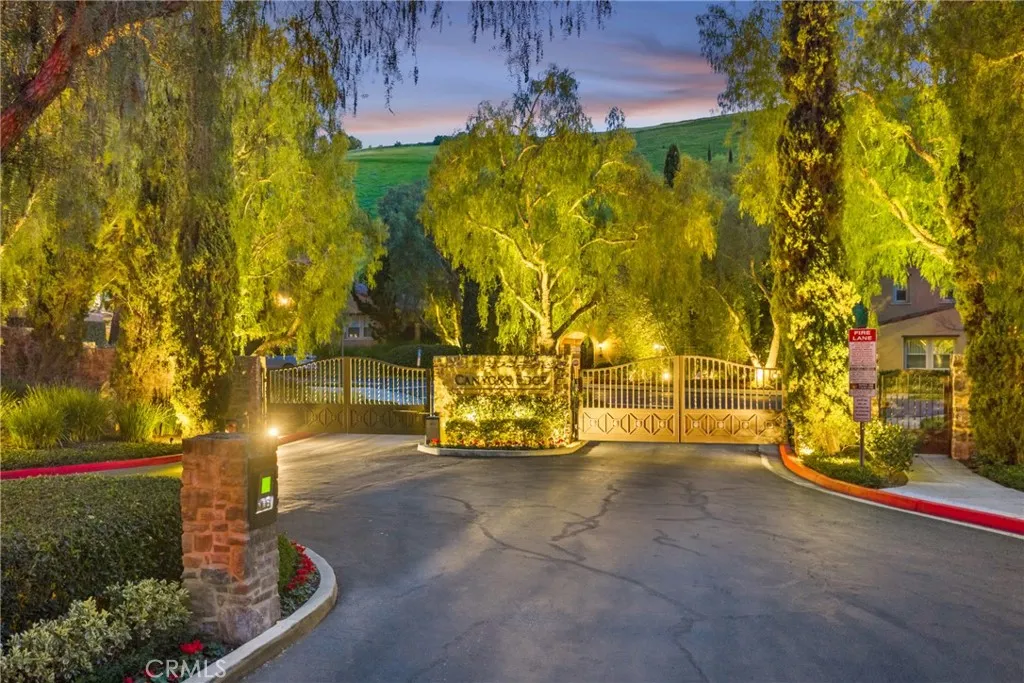 30 Shade Tree, Irvine, California 92603 home-pic-60