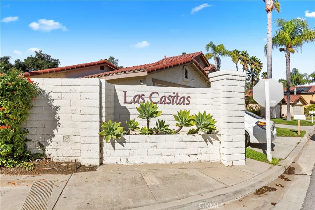 1258 Entrada Glen, Escondido, California 92027 home-pic-34