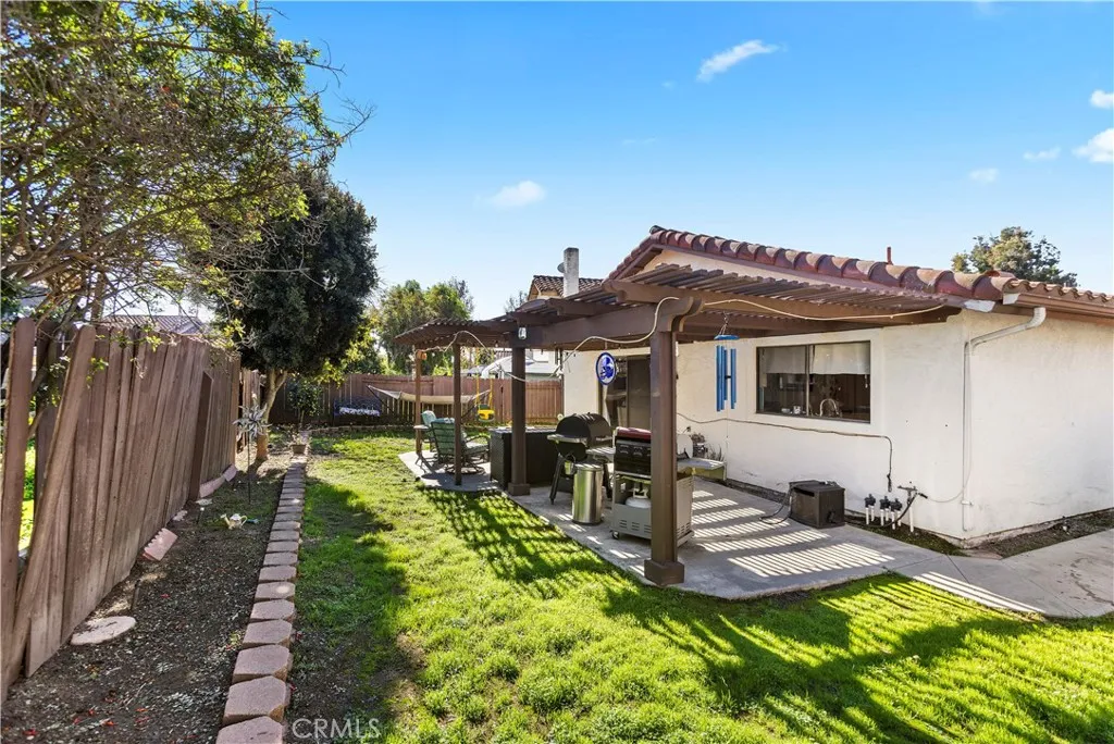 1258 Entrada Glen, Escondido, California 92027 home-pic-23
