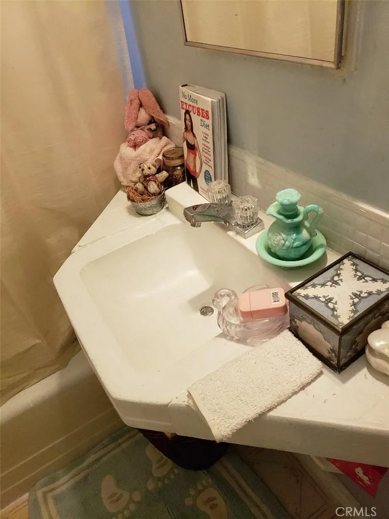 4541 Artesia, Lawndale, California 90260 home-pic-42
