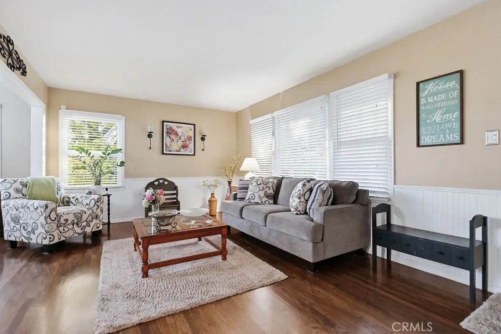 4702 Castana, Lakewood, California 90712 home-pic-14