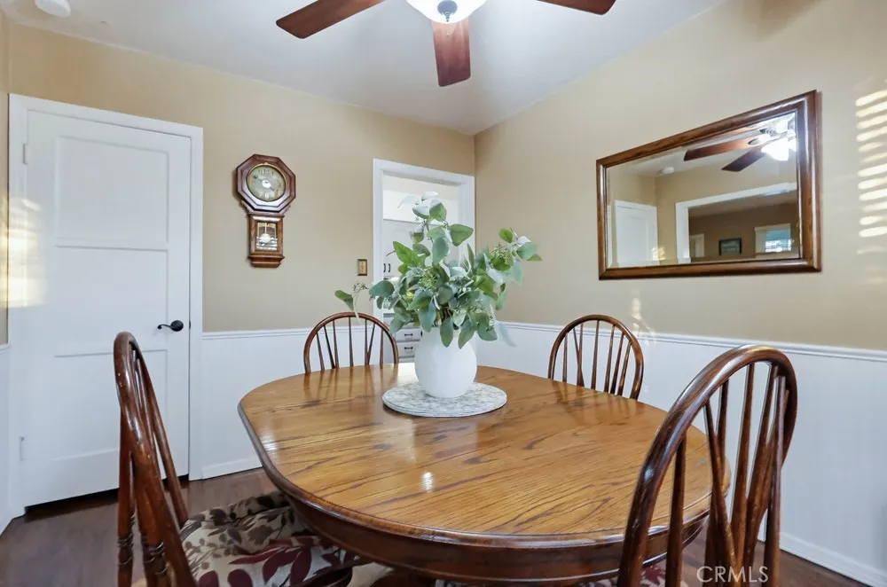 4702 Castana, Lakewood, California 90712 home-pic-23