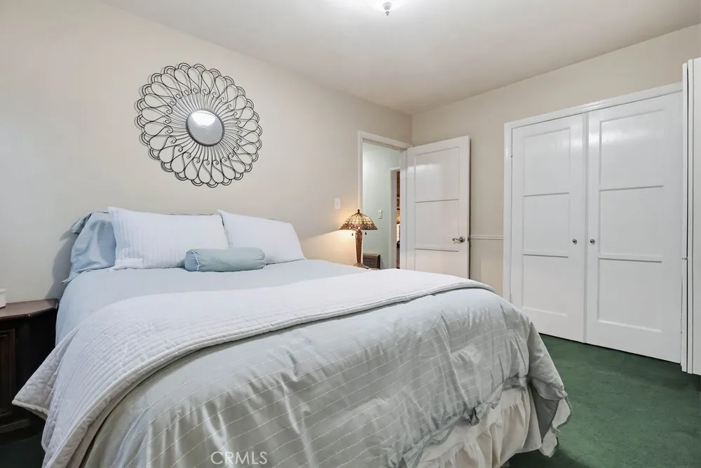 4702 Castana, Lakewood, California 90712 home-pic-44