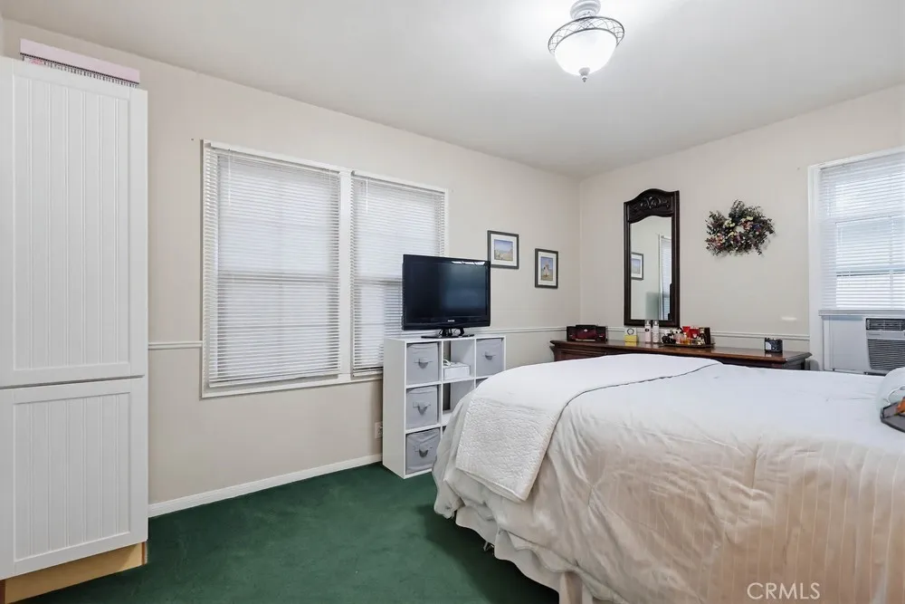 4702 Castana, Lakewood, California 90712 home-pic-42