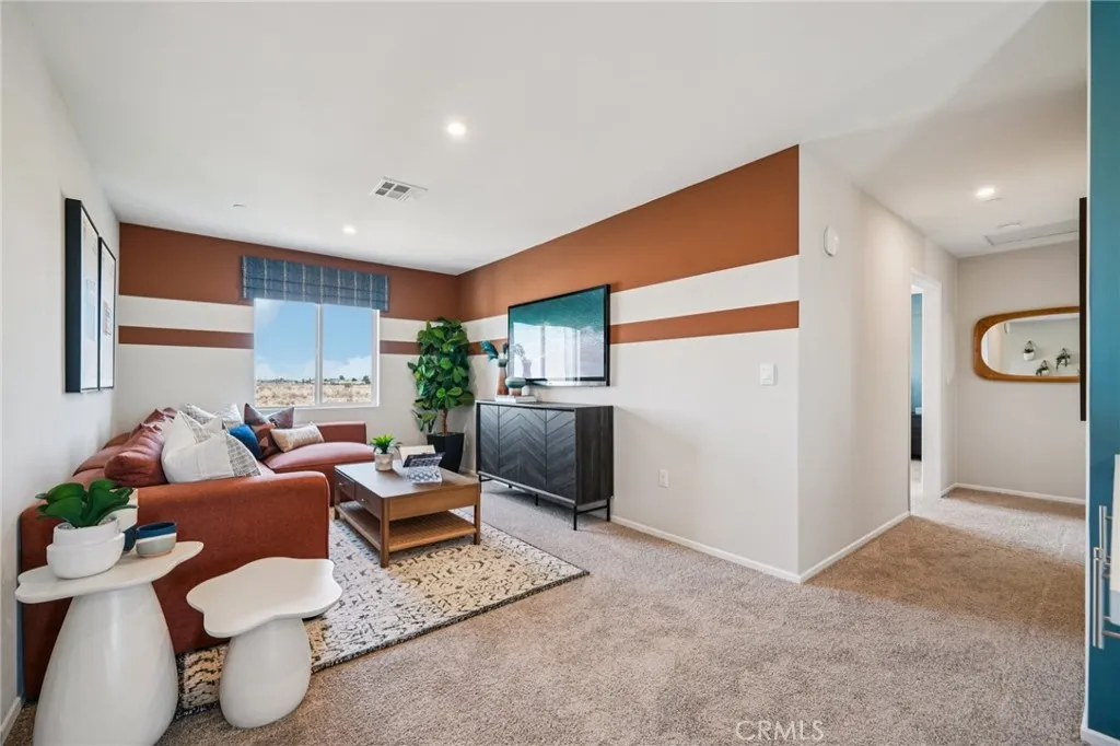 15377 Tomahawk Street, Victorville, California 92394 home-pic-11