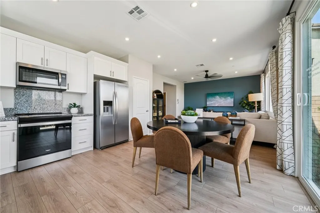 15377 Tomahawk Street, Victorville, California 92394 home-pic-7