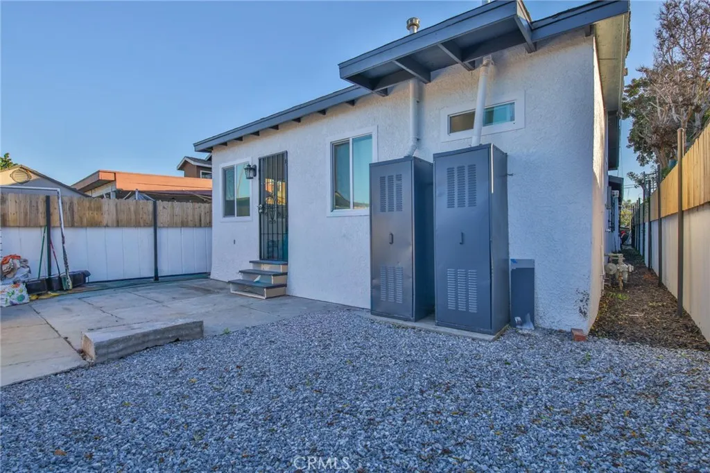 155 157 W 103 Street, Los Angeles, California 90003 home-pic-15