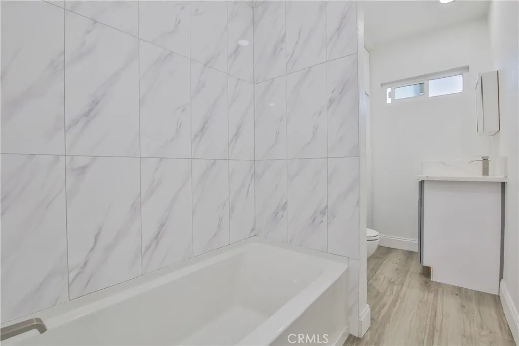155 157 W 103 Street, Los Angeles, California 90003 home-pic-22