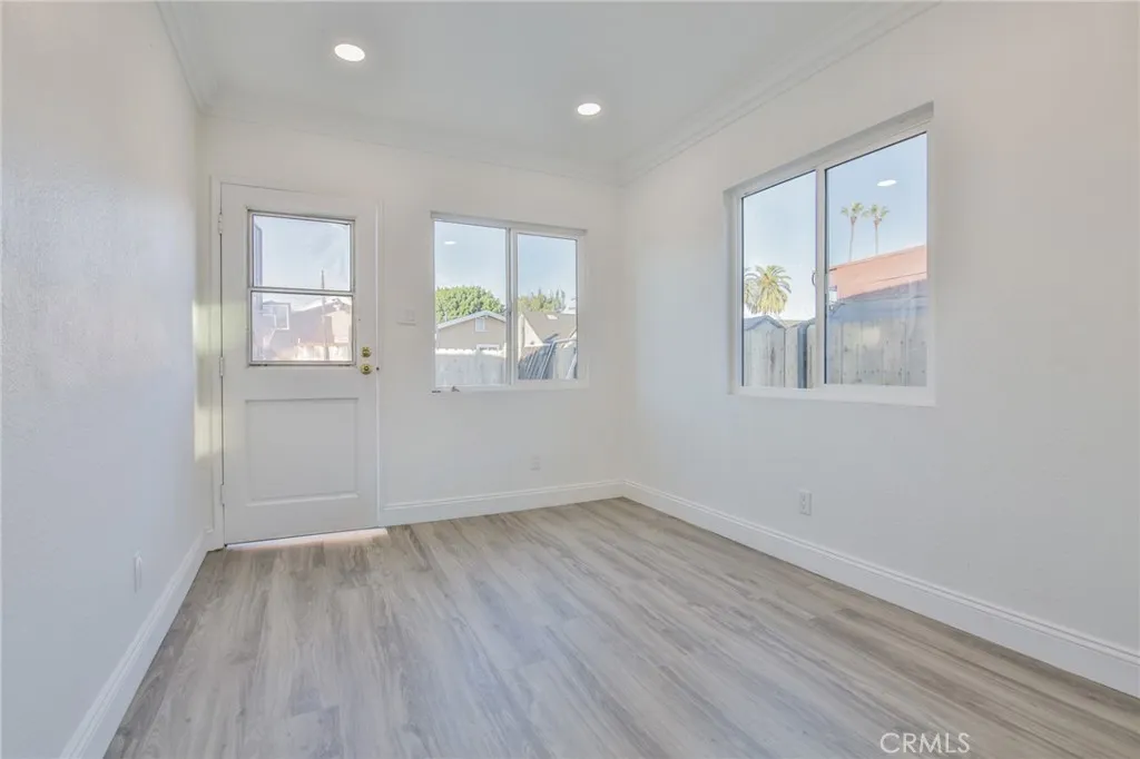 155 157 W 103 Street, Los Angeles, California 90003 home-pic-19