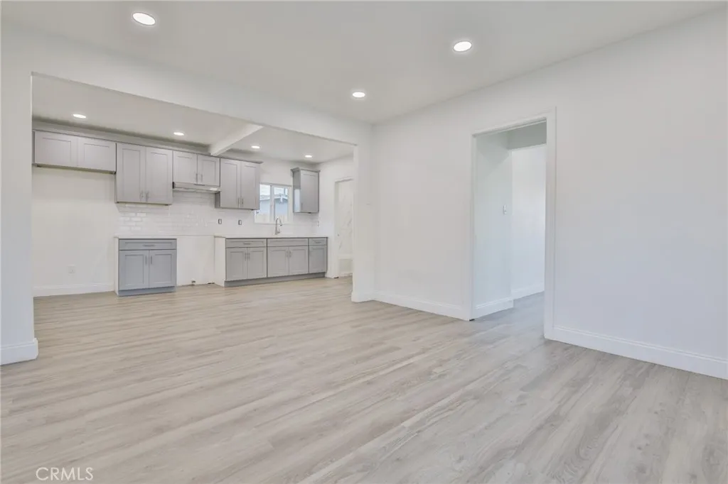155 157 W 103 Street, Los Angeles, California 90003 home-pic-27