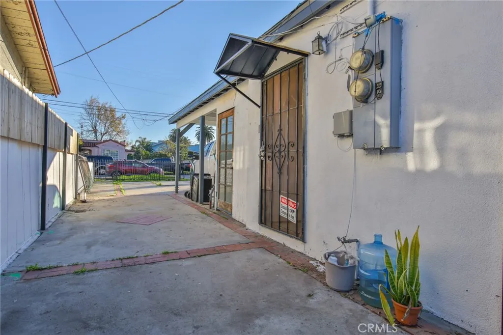 155 157 W 103 Street, Los Angeles, California 90003 home-pic-14