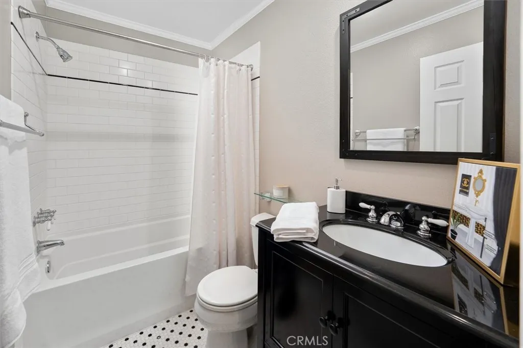 22701 Coral Way, Saugus, California 91390 home-pic-27