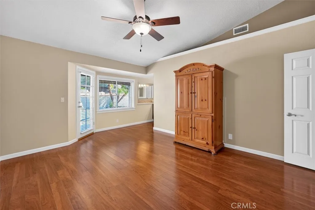 22701 Coral Way, Saugus, California 91390 home-pic-19