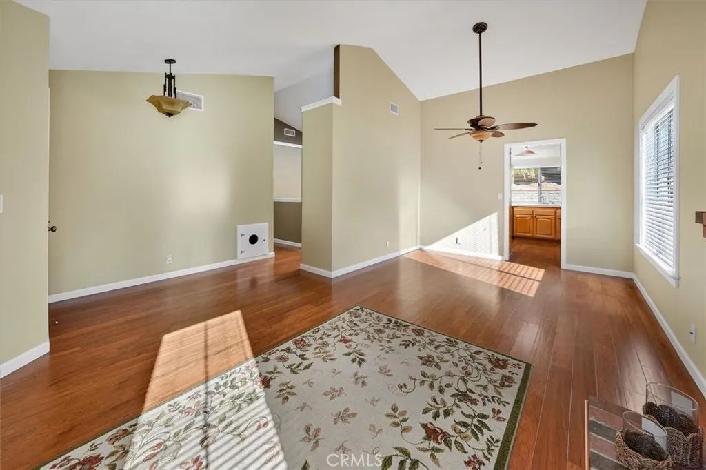 22701 Coral Way, Saugus, California 91390 home-pic-6