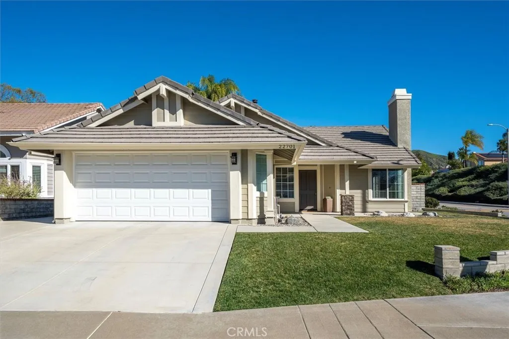 22701 Coral Way, Saugus, California 91390 home-pic-3