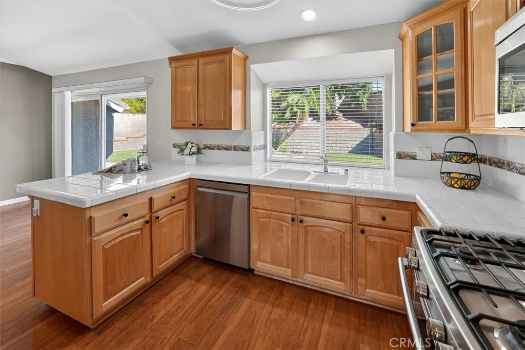 22701 Coral Way, Saugus, California 91390 home-pic-16