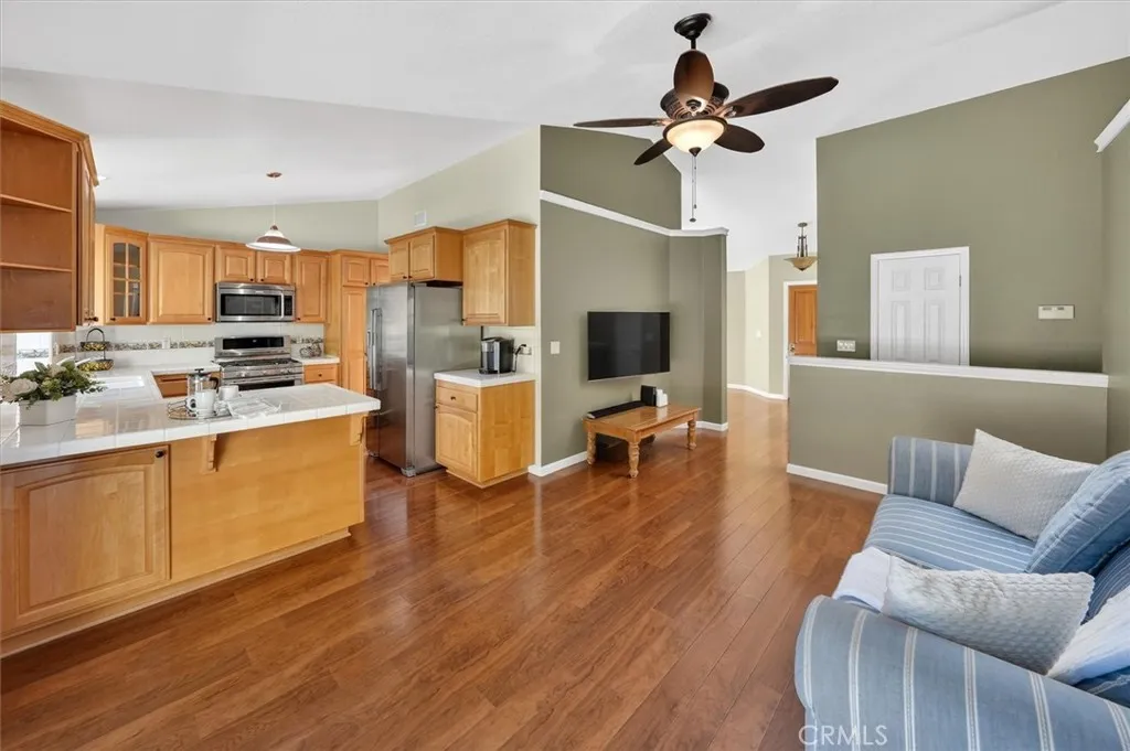 22701 Coral Way, Saugus, California 91390 home-pic-13
