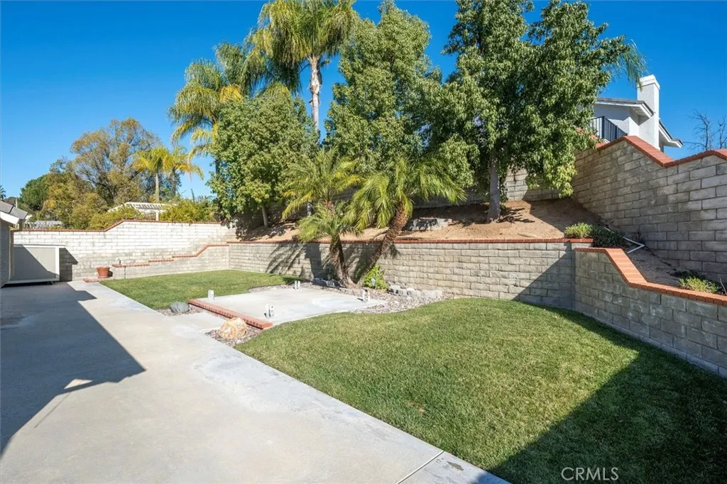 22701 Coral Way, Saugus, California 91390 home-pic-2