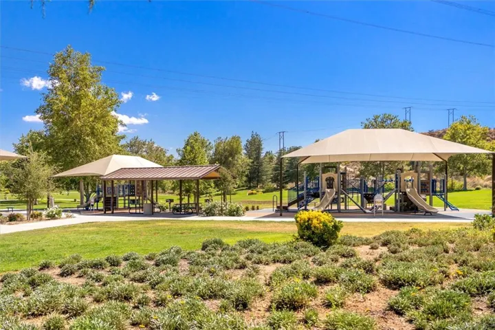 22701 Coral Way, Saugus, California 91390