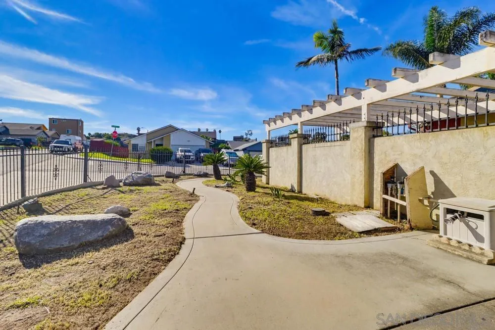149 Noeline Way, San Diego, California 92114 home-pic-6