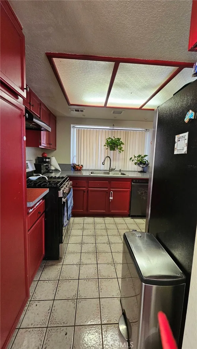 37337 26th E, Palmdale, California 93550 home-pic-5