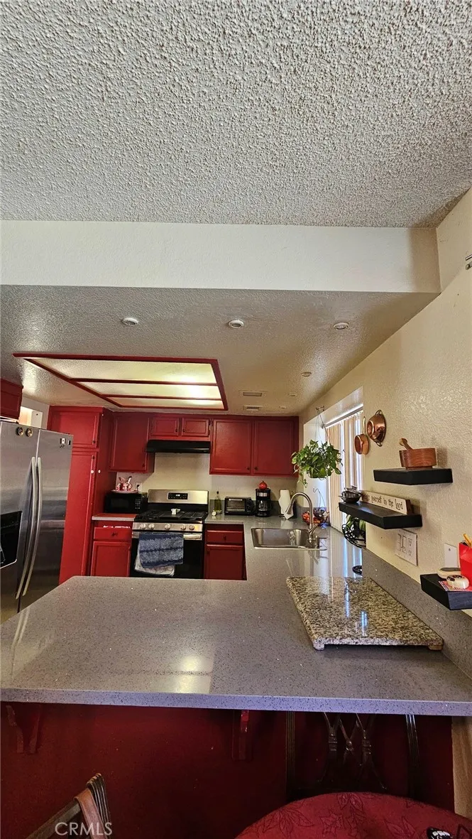 37337 26th E, Palmdale, California 93550 home-pic-4