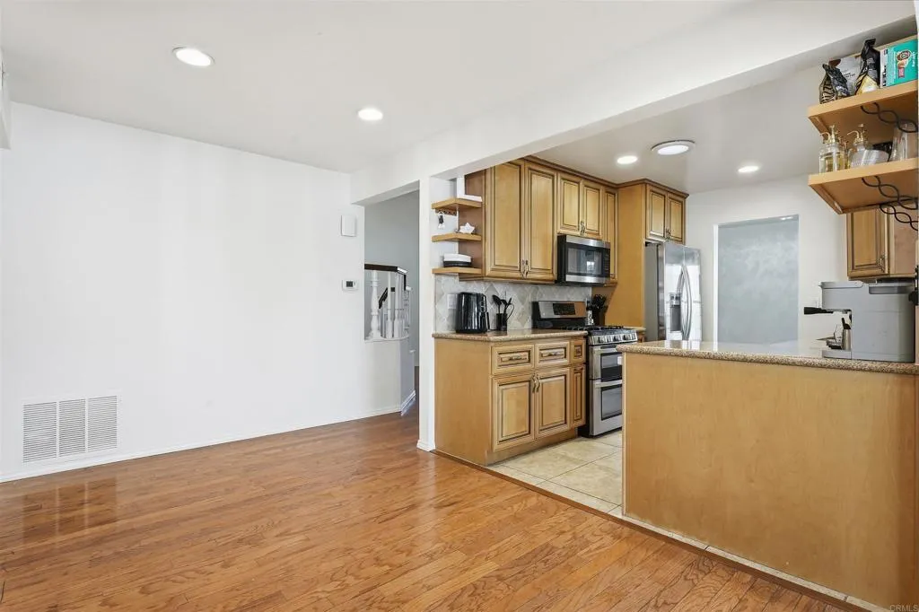 1693 Poesia Ct., San Diego, California 92154 home-pic-16