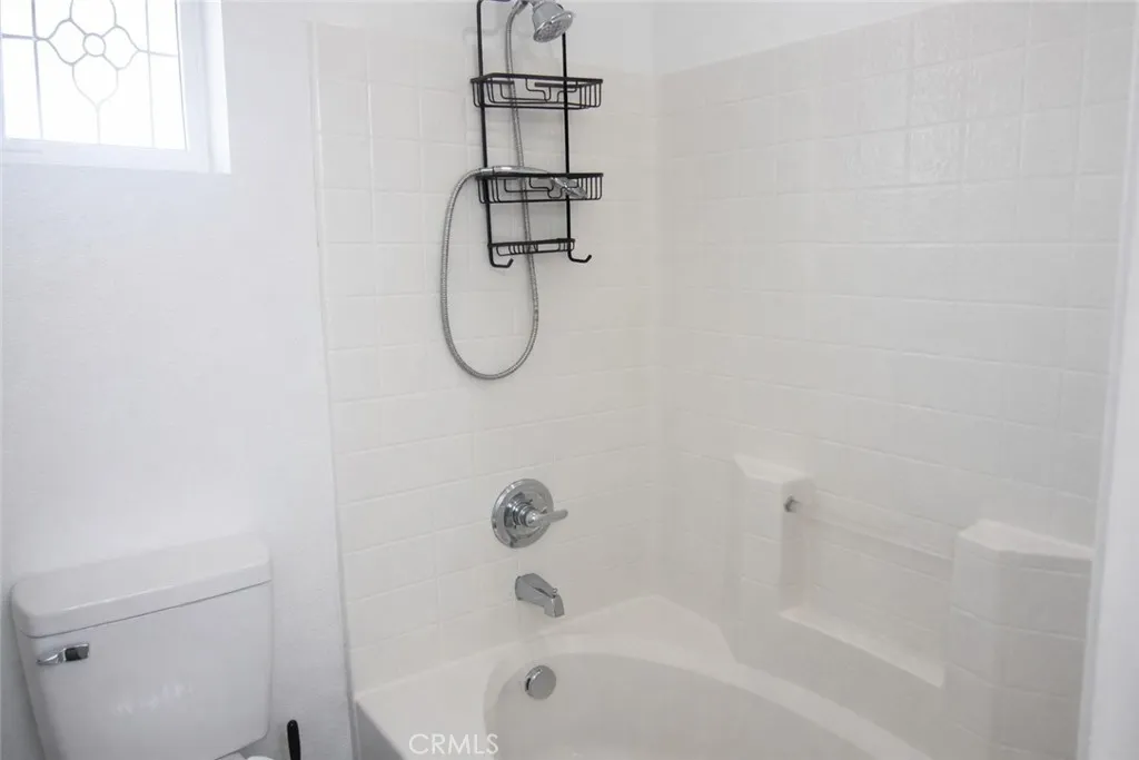 1285 Fools Gold Way 2, Chula Vista, California 91913 home-pic-38