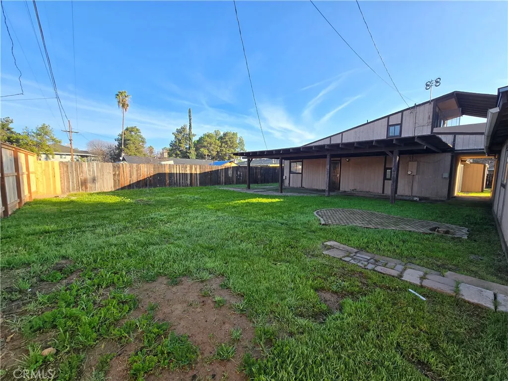 6569 N College Avenue, Fresno, California 93704 home-pic-44