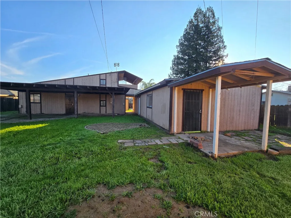 6569 N College Avenue, Fresno, California 93704 home-pic-43