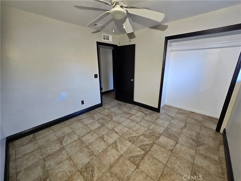 6569 N College Avenue, Fresno, California 93704 home-pic-18
