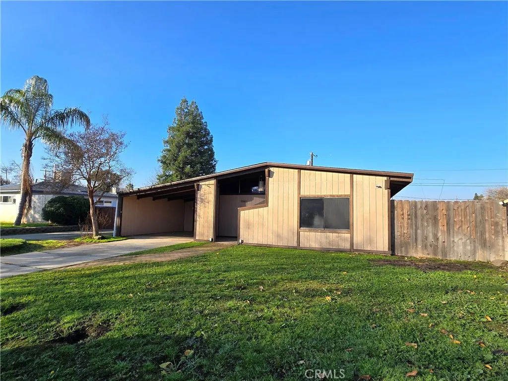 6569 N College Avenue, Fresno, California 93704 home-pic-5
