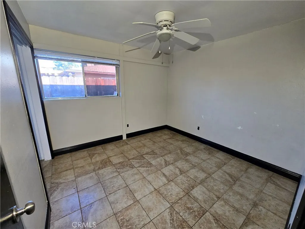 6569 N College Avenue, Fresno, California 93704 home-pic-19