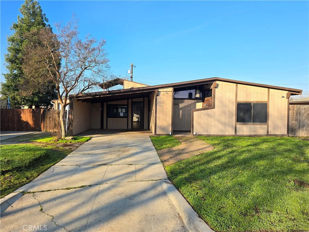 6569 N College Avenue, Fresno, California 93704 home-pic-2