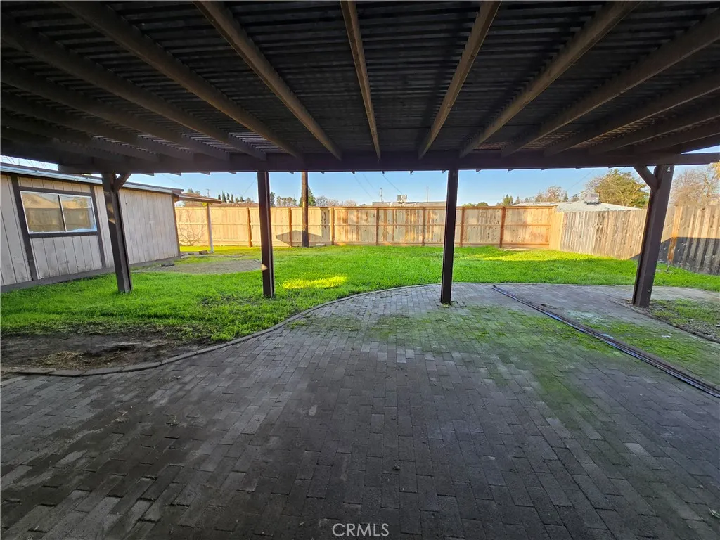 6569 N College Avenue, Fresno, California 93704 home-pic-39