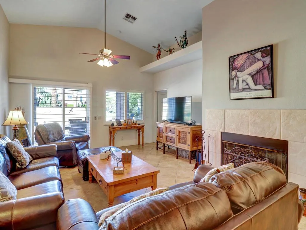 80178 Golden Horseshoe Drive, Indio, California 92201 home-pic-4