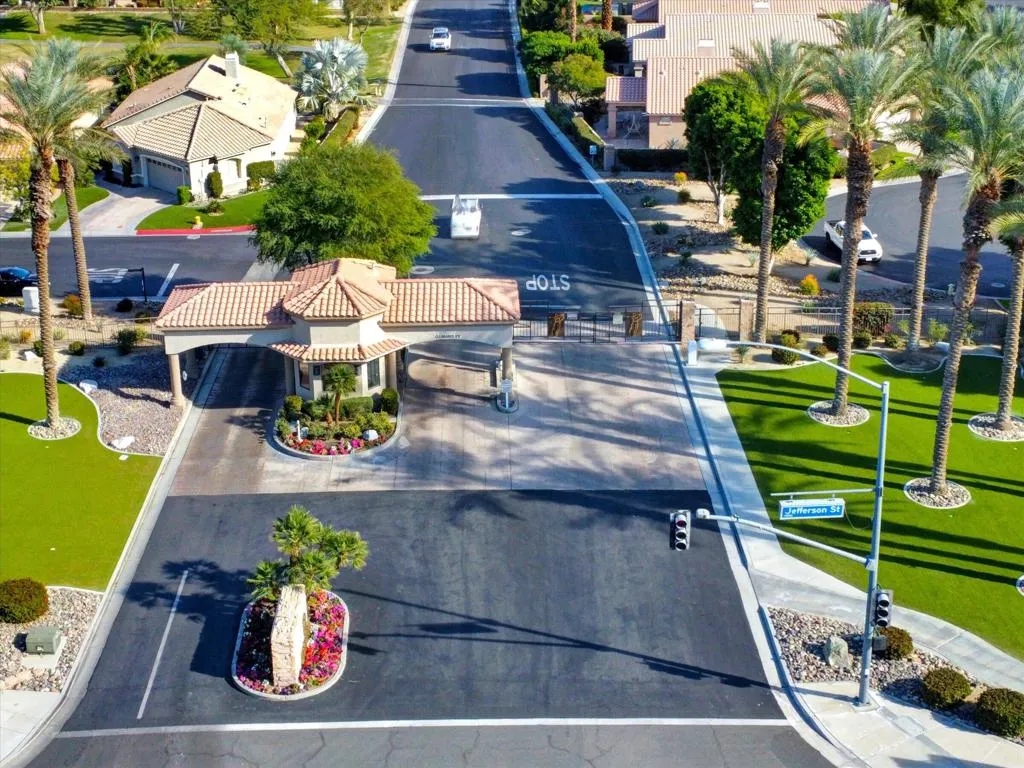 80178 Golden Horseshoe Drive, Indio, California 92201 home-pic-43