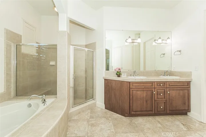 3725 Everglade, Clovis, California 93619