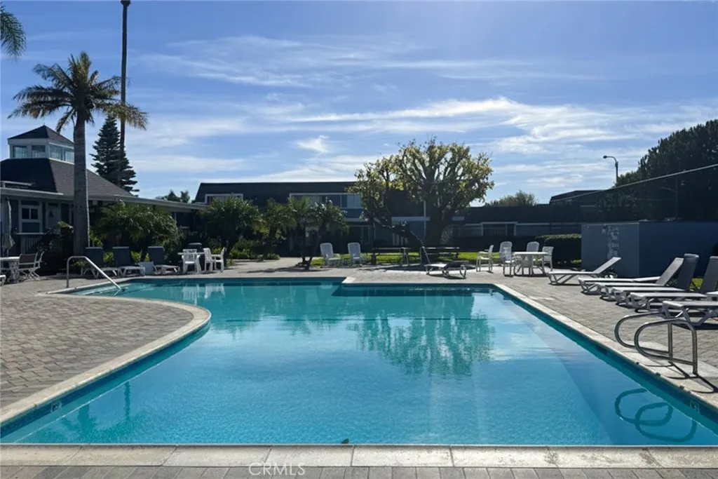 8409 Dory, Huntington Beach, California 92646 home-pic-31