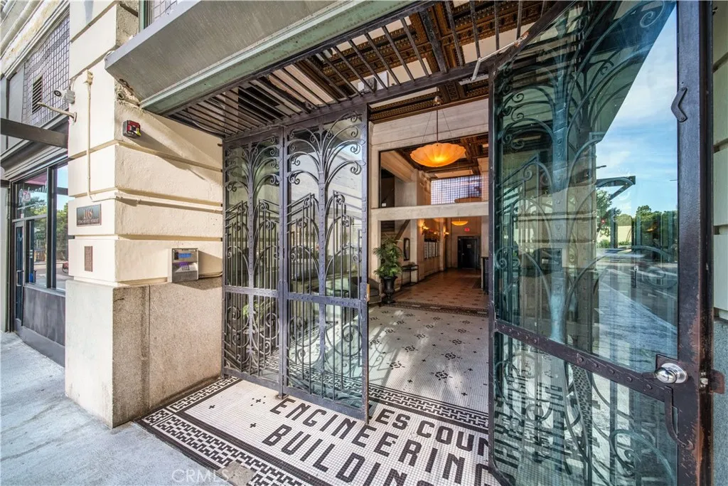 108 W 2nd Street 410, Los Angeles, California 90012 home-pic-28