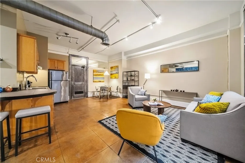 108 W 2nd Street 410, Los Angeles, California 90012 home-pic-17