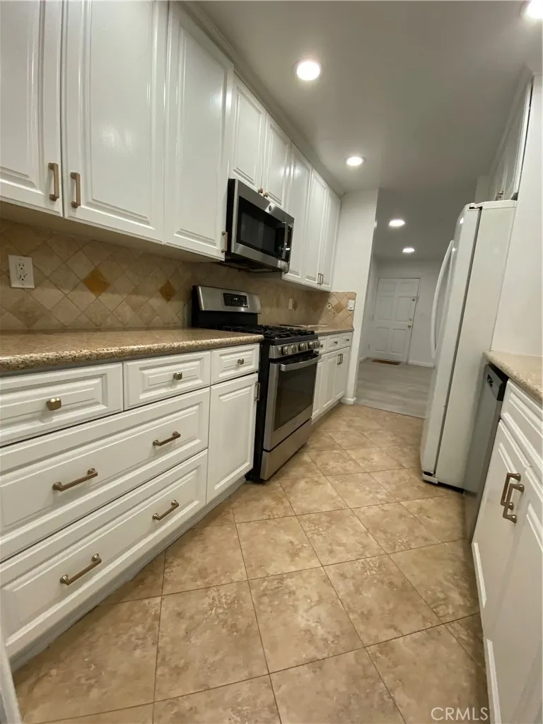 Some photos have been virtually staged. Furniture, décor, and accessories shown are digital renderings for illustrative purposes only and are not included in the sale.