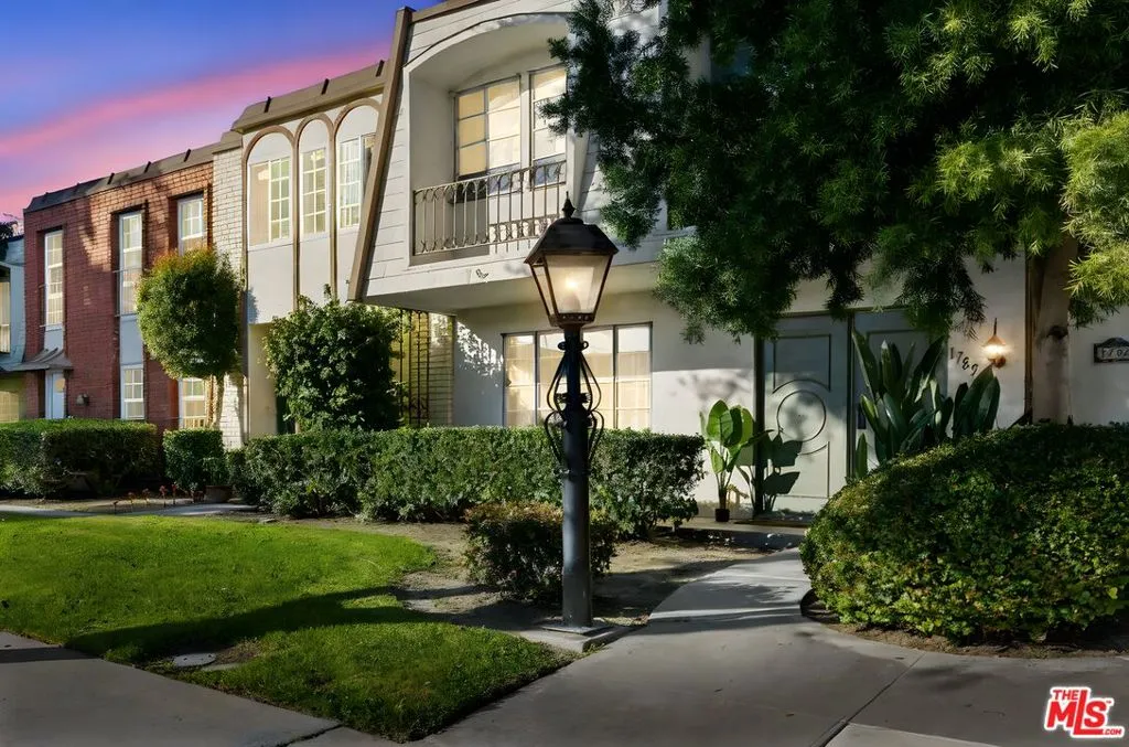1789 W Greenleaf Avenue, Anaheim, California 92801 home-pic-4