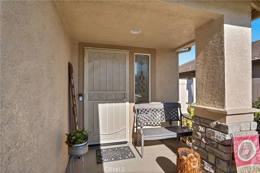 4490 Rainbow View Way, Hemet, California 92545 home-pic-6