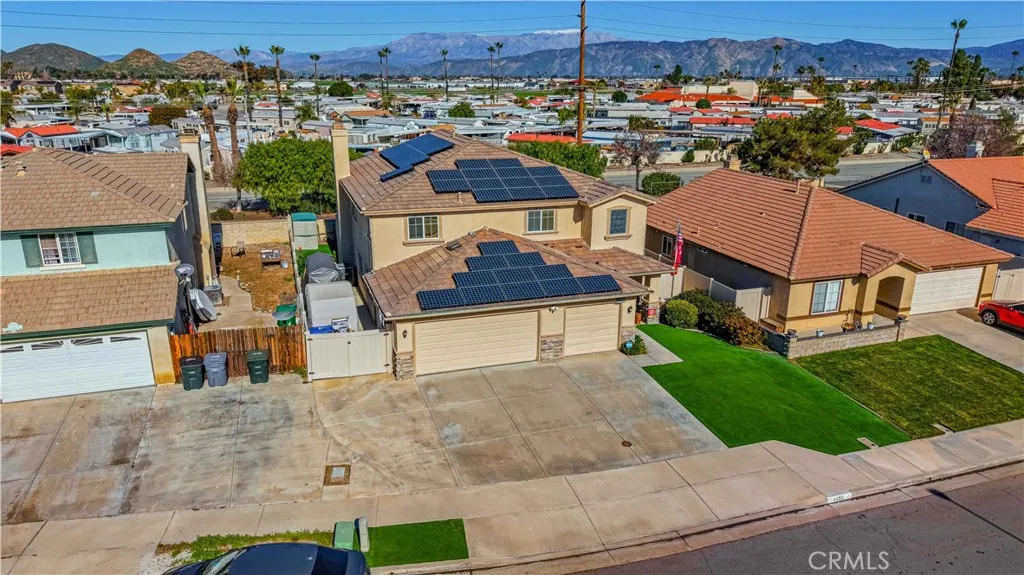 4490 Rainbow View Way, Hemet, California 92545 home-pic-2