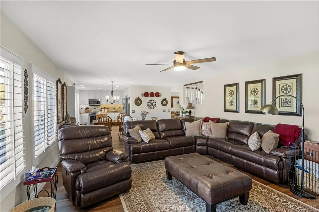 4490 Rainbow View Way, Hemet, California 92545 home-pic-23
