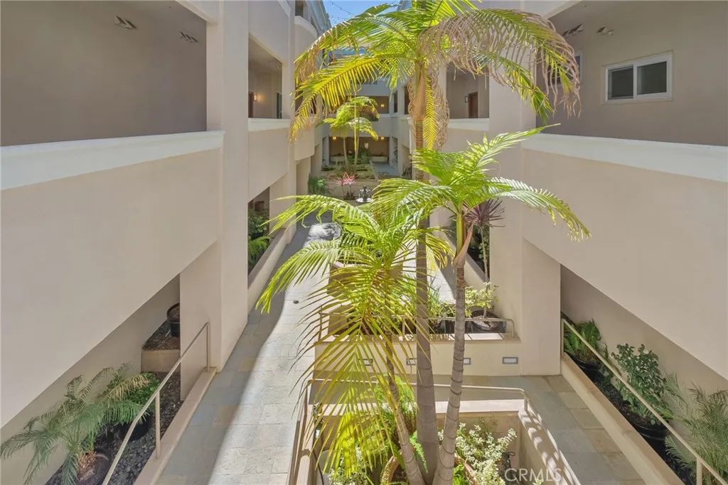 901 Deep Valley Dr 213, Rolling Hills Estates, California 90274 home-pic-30