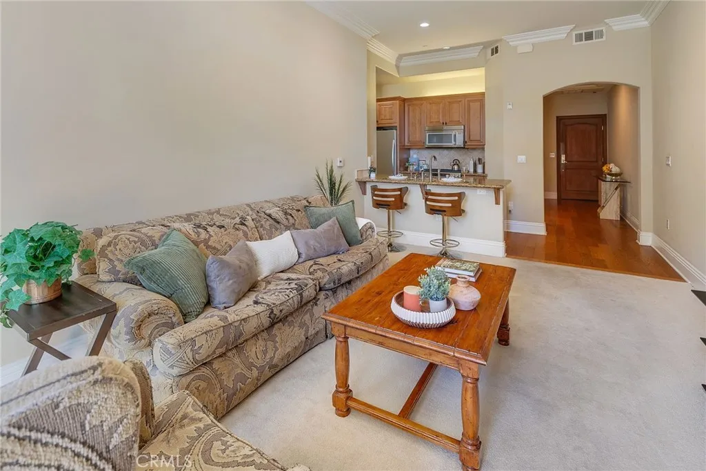 901 Deep Valley Dr 213, Rolling Hills Estates, California 90274 home-pic-8