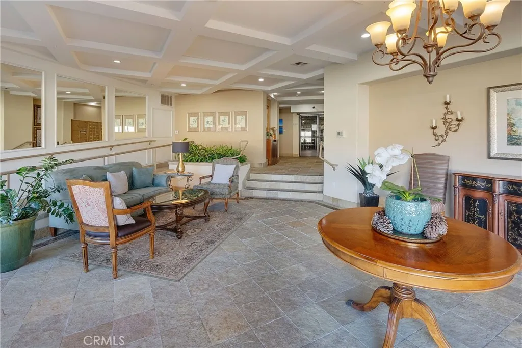 901 Deep Valley Dr 213, Rolling Hills Estates, California 90274 home-pic-35